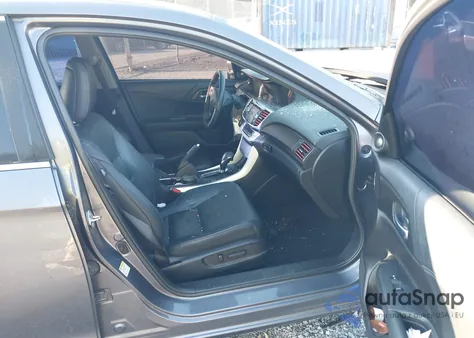 2015 Honda Accord Ex-L V-6 z USA, uszkodzony, nr VIN 1HGCR3F84FA023593